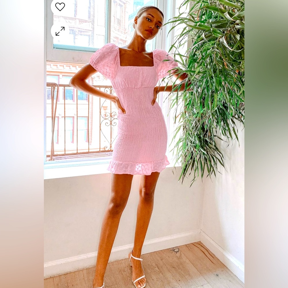 🆕#226 NWT Pleasant Moment Light Pink Smocked Eyelet Lace Mini Dress Lulus LUSH